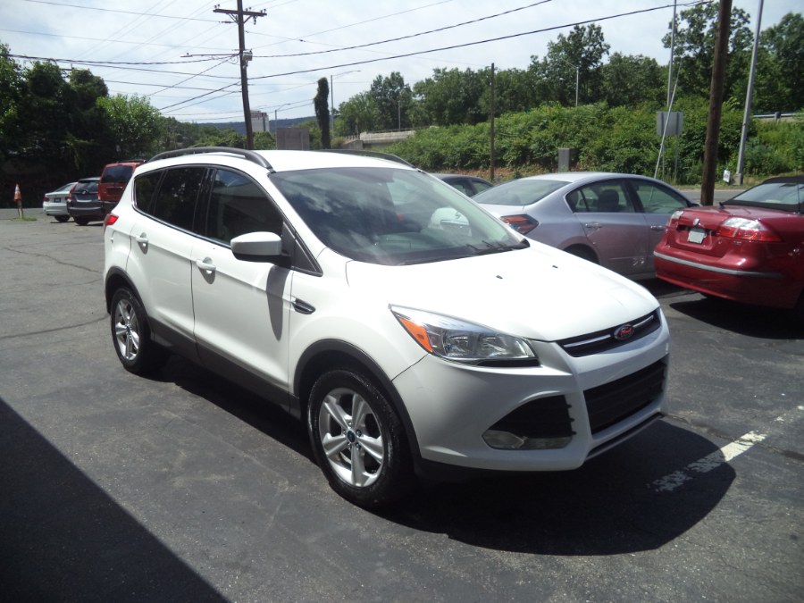 2016 Ford Escape 4WD 4dr SE, available for sale in Naugatuck, Connecticut | Riverside Motorcars, LLC. Naugatuck, Connecticut 2016 Ford Escape 4WD 4dr SE, available for sale in Naugatuck, Connecticut | Riverside Motorcars, LLC. Naugatuck, Connecticut