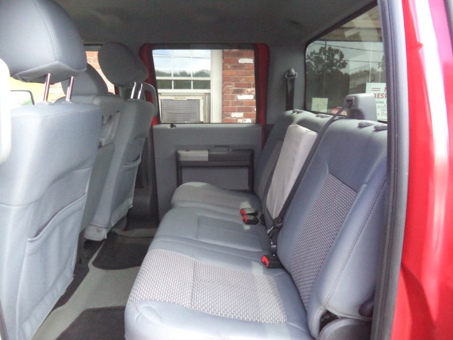 2014 Ford Super Duty F-350 SRW XLT Crew Cab 4x4, available for sale in Naugatuck, Connecticut | Riverside Motorcars, LLC. Naugatuck, Connecticut 2014 Ford Super Duty F-350 SRW XLT Crew Cab 4x4, available for sale in Naugatuck, Connecticut | Riverside Motorcars, LLC. Naugatuck, Connecticut