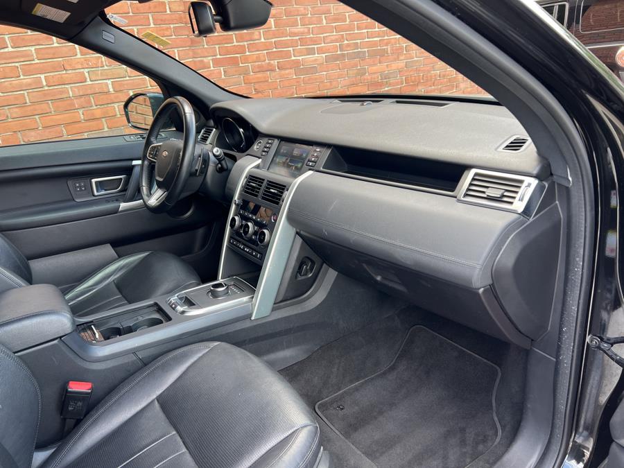 2018 Land Rover Discovery Sport HSE 4WD, available for sale in Waterbury, Connecticut | National Auto Brokers, Inc.. Waterbury, Connecticut 2018 Land Rover Discovery Sport HSE 4WD, available for sale in Waterbury, Connecticut | National Auto Brokers, Inc.. Waterbury, Connecticut