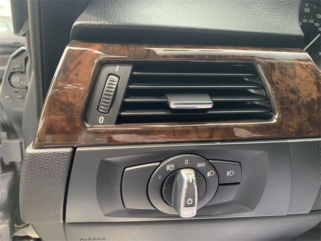 2012 BMW 3 Series 335i, available for sale in Stratford, Connecticut | Wiz Leasing Inc. Stratford, Connecticut 2012 BMW 3 Series 335i, available for sale in Stratford, Connecticut | Wiz Leasing Inc. Stratford, Connecticut