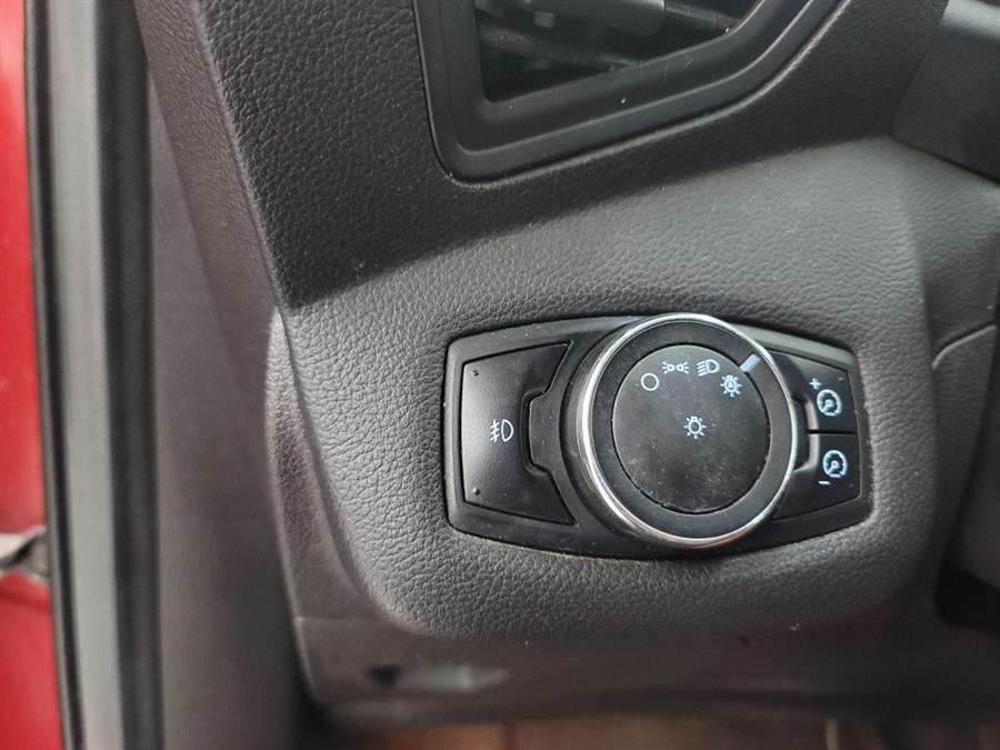 2013 Ford Escape FWD 4dr SE, available for sale in West Haven, Connecticut | Auto Fair Inc.. West Haven, Connecticut 2013 Ford Escape FWD 4dr SE, available for sale in West Haven, Connecticut | Auto Fair Inc.. West Haven, Connecticut