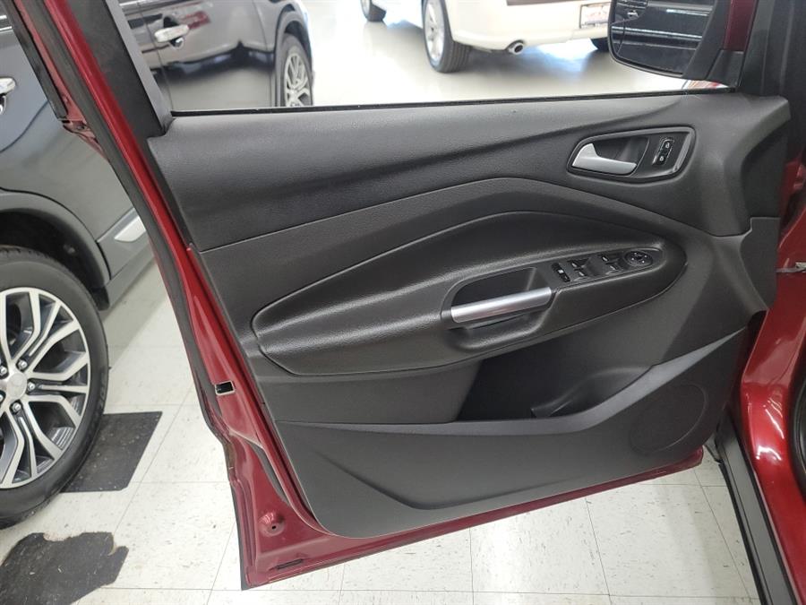 2013 Ford Escape FWD 4dr SE, available for sale in West Haven, Connecticut | Auto Fair Inc.. West Haven, Connecticut 2013 Ford Escape FWD 4dr SE, available for sale in West Haven, Connecticut | Auto Fair Inc.. West Haven, Connecticut