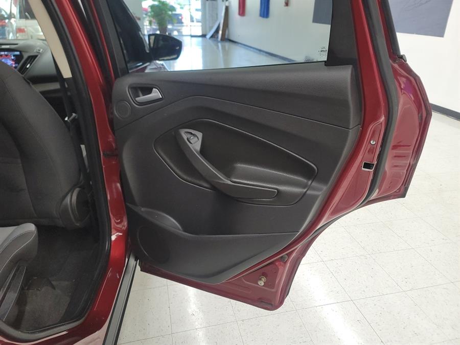 2013 Ford Escape FWD 4dr SE, available for sale in West Haven, Connecticut | Auto Fair Inc.. West Haven, Connecticut 2013 Ford Escape FWD 4dr SE, available for sale in West Haven, Connecticut | Auto Fair Inc.. West Haven, Connecticut