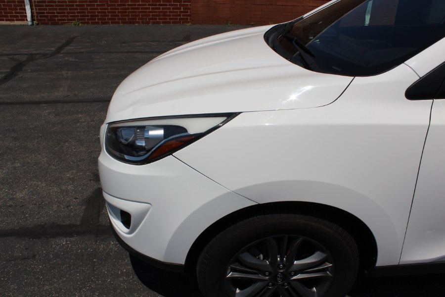 2015 Hyundai Tucson AWD 4dr GLS, available for sale in Deer Park, New York | Car Tec Enterprise Leasing & Sales LLC. Deer Park, New York 2015 Hyundai Tucson AWD 4dr GLS, available for sale in Deer Park, New York | Car Tec Enterprise Leasing & Sales LLC. Deer Park, New York
