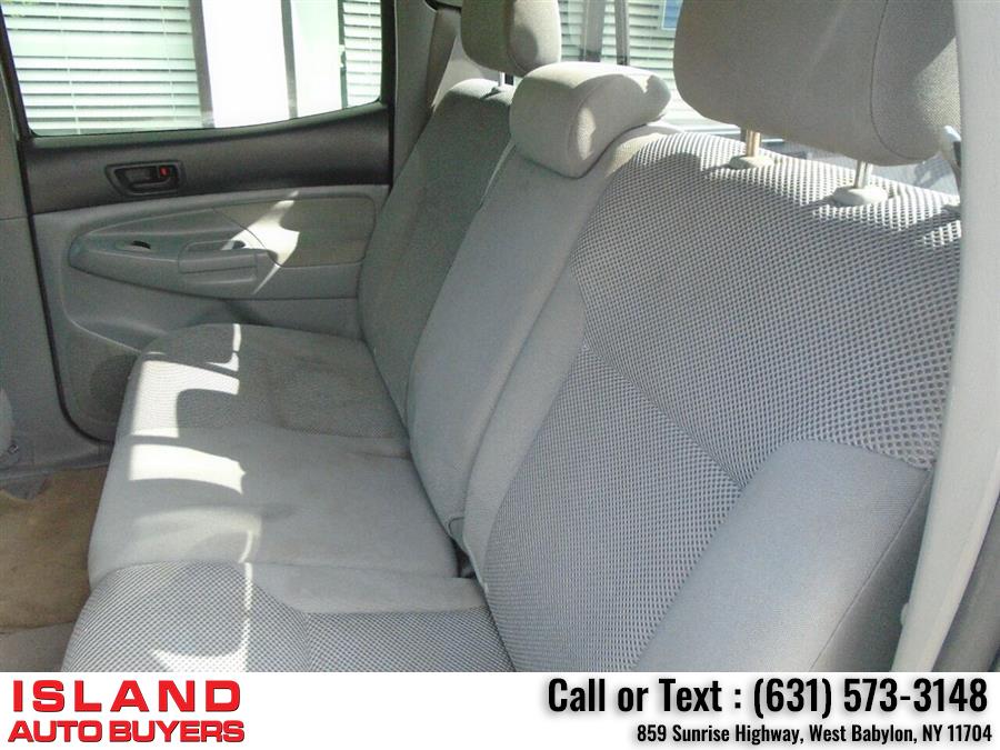 Used Toyota Tacoma V6 4dr Double Cab 4WD 2005 | Island Auto Buyers. West Babylon, New York Used Toyota Tacoma V6 4dr Double Cab 4WD 2005 | Island Auto Buyers. West Babylon, New York