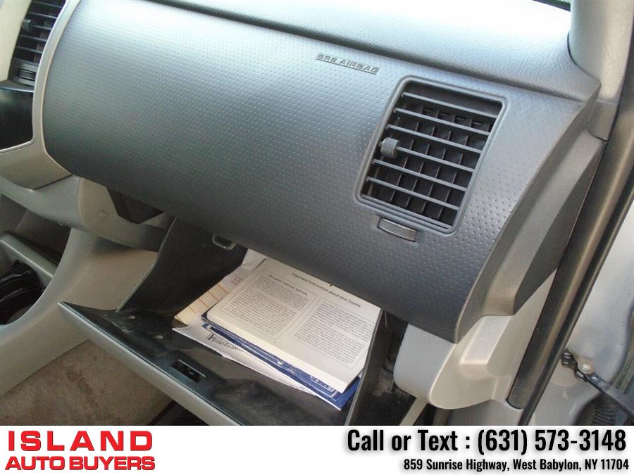 Used Toyota Tacoma V6 4dr Double Cab 4WD 2005 | Island Auto Buyers. West Babylon, New York Used Toyota Tacoma V6 4dr Double Cab 4WD 2005 | Island Auto Buyers. West Babylon, New York