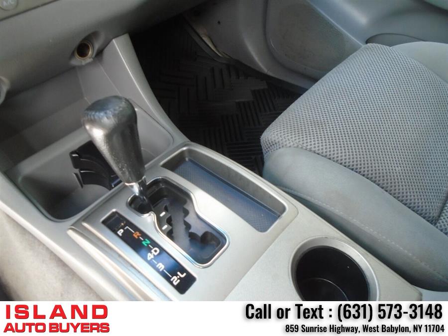 Used Toyota Tacoma V6 4dr Double Cab 4WD 2005 | Island Auto Buyers. West Babylon, New York Used Toyota Tacoma V6 4dr Double Cab 4WD 2005 | Island Auto Buyers. West Babylon, New York
