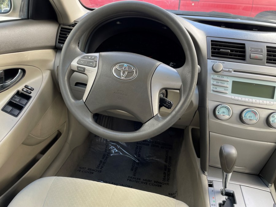 2009 Toyota Camry 4dr Sdn I4 Man LE, available for sale in Corona, California | Green Light Auto. Corona, California 2009 Toyota Camry 4dr Sdn I4 Man LE, available for sale in Corona, California | Green Light Auto. Corona, California