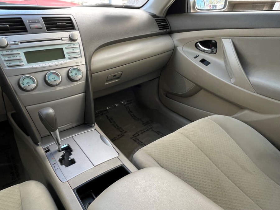 2009 Toyota Camry 4dr Sdn I4 Man LE, available for sale in Corona, California | Green Light Auto. Corona, California 2009 Toyota Camry 4dr Sdn I4 Man LE, available for sale in Corona, California | Green Light Auto. Corona, California