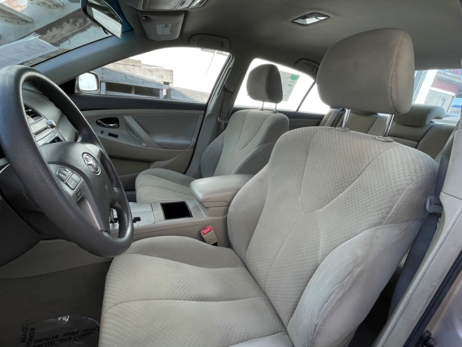 2009 Toyota Camry 4dr Sdn I4 Man LE, available for sale in Corona, California | Green Light Auto. Corona, California 2009 Toyota Camry 4dr Sdn I4 Man LE, available for sale in Corona, California | Green Light Auto. Corona, California