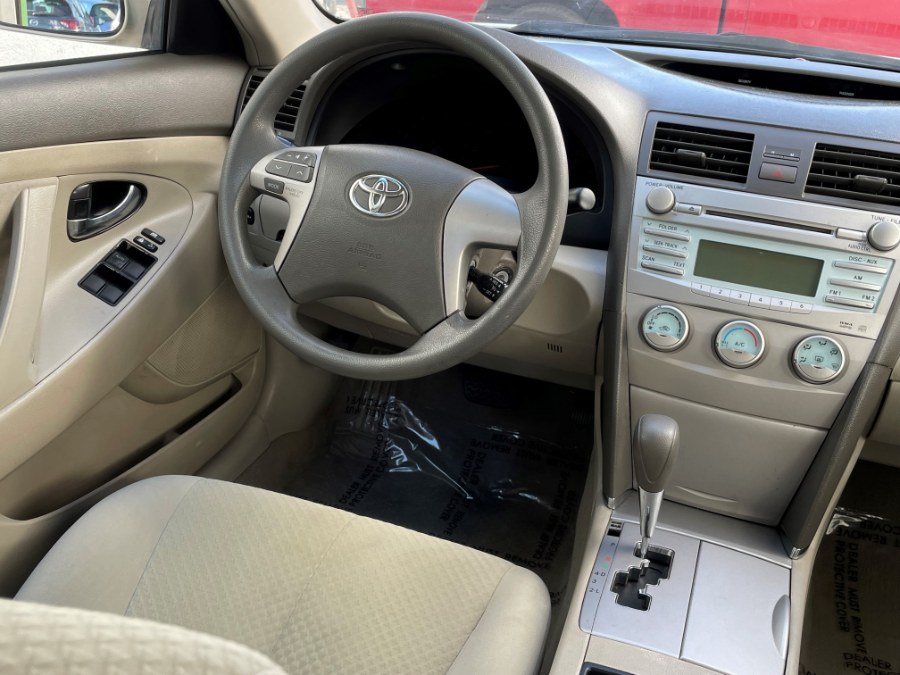 2009 Toyota Camry 4dr Sdn I4 Man LE, available for sale in Corona, California | Green Light Auto. Corona, California 2009 Toyota Camry 4dr Sdn I4 Man LE, available for sale in Corona, California | Green Light Auto. Corona, California