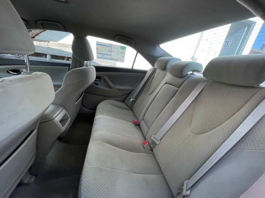 2009 Toyota Camry 4dr Sdn I4 Man LE, available for sale in Corona, California | Green Light Auto. Corona, California 2009 Toyota Camry 4dr Sdn I4 Man LE, available for sale in Corona, California | Green Light Auto. Corona, California