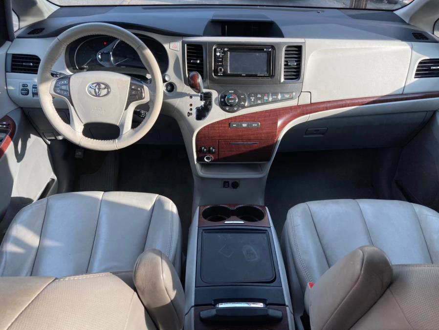 Used Toyota Sienna 5dr 7-Pass Van V6 XLE AWD (Natl) 2013 | Carsbuck Inc.. Brooklyn, New York Used Toyota Sienna 5dr 7-Pass Van V6 XLE AWD (Natl) 2013 | Carsbuck Inc.. Brooklyn, New York