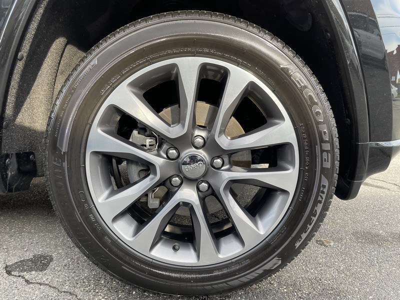 Used Jeep Grand Cherokee Overland 4x4 2018 | Union Street Auto Sales. West Springfield, Massachusetts Used Jeep Grand Cherokee Overland 4x4 2018 | Union Street Auto Sales. West Springfield, Massachusetts