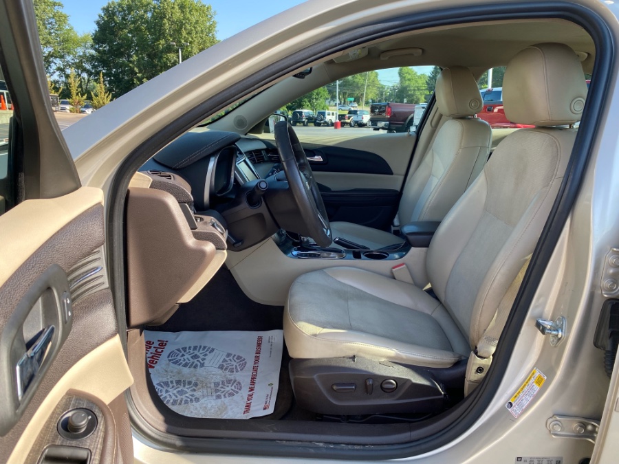 Used Chevrolet Malibu 4dr Sdn LT w/1LT 2015 | Marsh Auto Sales LLC. Ortonville, Michigan Used Chevrolet Malibu 4dr Sdn LT w/1LT 2015 | Marsh Auto Sales LLC. Ortonville, Michigan