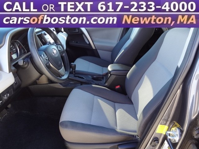 Used Toyota RAV4 AWD 4dr XLE (Natl) 2014 | Motorcars of Boston. Newton, Massachusetts Used Toyota RAV4 AWD 4dr XLE (Natl) 2014 | Motorcars of Boston. Newton, Massachusetts