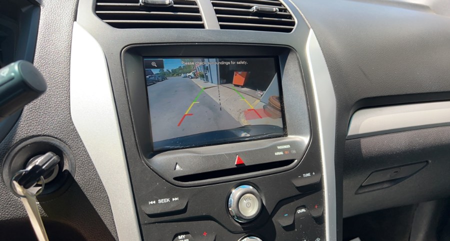 2015 Ford Explorer 4WD 4dr XLT, available for sale in Waterbury, Connecticut | West End Automotive Center. Waterbury, Connecticut 2015 Ford Explorer 4WD 4dr XLT, available for sale in Waterbury, Connecticut | West End Automotive Center. Waterbury, Connecticut