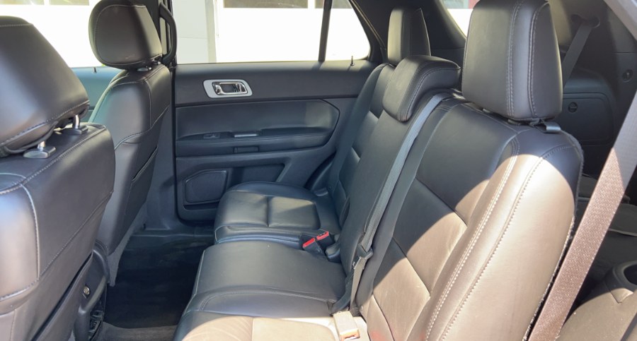 2015 Ford Explorer 4WD 4dr XLT, available for sale in Waterbury, Connecticut | West End Automotive Center. Waterbury, Connecticut 2015 Ford Explorer 4WD 4dr XLT, available for sale in Waterbury, Connecticut | West End Automotive Center. Waterbury, Connecticut