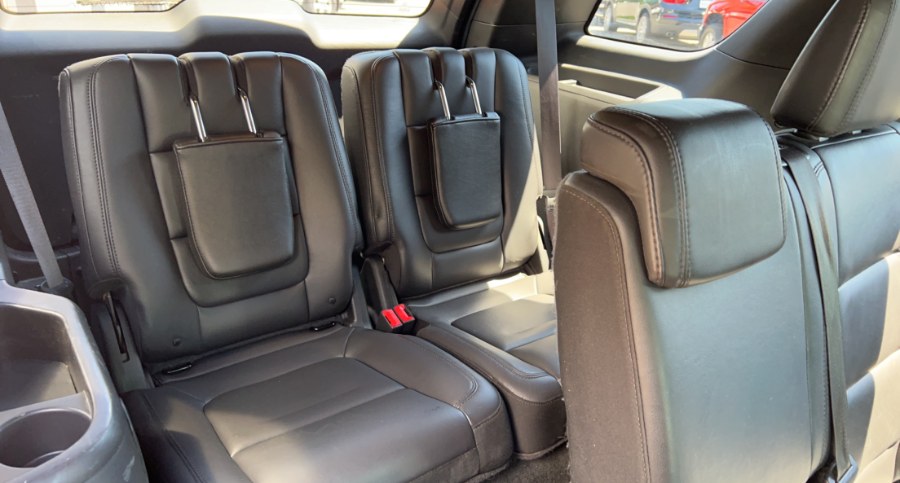 2015 Ford Explorer 4WD 4dr XLT, available for sale in Waterbury, Connecticut | West End Automotive Center. Waterbury, Connecticut 2015 Ford Explorer 4WD 4dr XLT, available for sale in Waterbury, Connecticut | West End Automotive Center. Waterbury, Connecticut