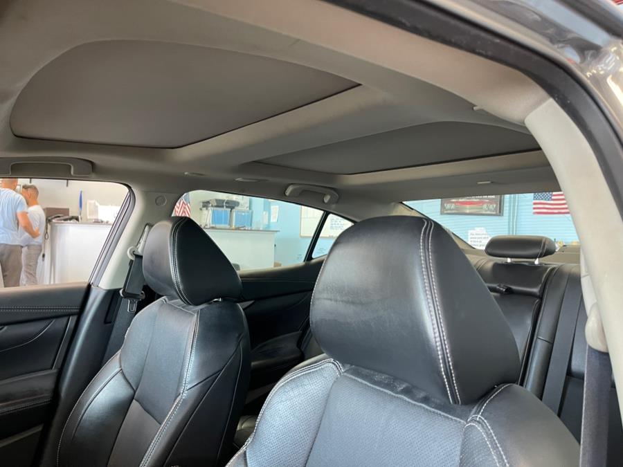 2017 Nissan Maxima SV 3.5L, available for sale in Inwood, New York | 5 Towns Drive. Inwood, New York 2017 Nissan Maxima SV 3.5L, available for sale in Inwood, New York | 5 Towns Drive. Inwood, New York