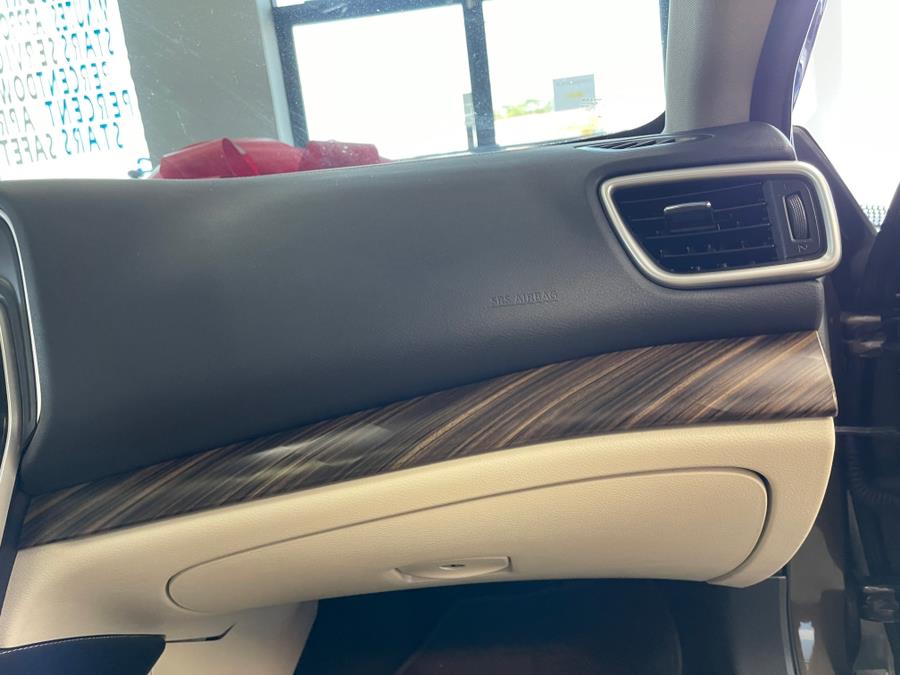 Used Nissan Maxima 4dr Sdn 3.5 Platinum 2016 | 5 Towns Drive. Inwood, New York Used Nissan Maxima 4dr Sdn 3.5 Platinum 2016 | 5 Towns Drive. Inwood, New York