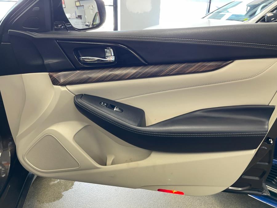 Used Nissan Maxima 4dr Sdn 3.5 Platinum 2016 | 5 Towns Drive. Inwood, New York Used Nissan Maxima 4dr Sdn 3.5 Platinum 2016 | 5 Towns Drive. Inwood, New York