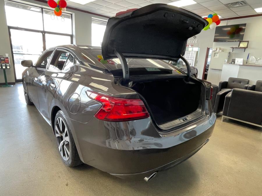 Used Nissan Maxima 4dr Sdn 3.5 Platinum 2016 | 5 Towns Drive. Inwood, New York Used Nissan Maxima 4dr Sdn 3.5 Platinum 2016 | 5 Towns Drive. Inwood, New York