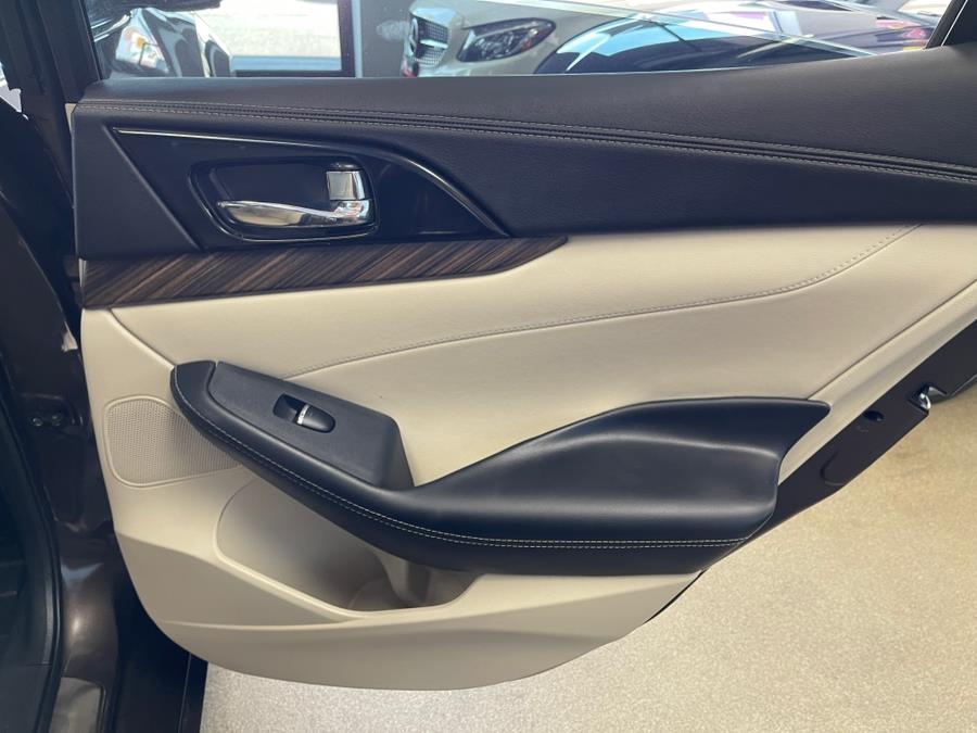 Used Nissan Maxima 4dr Sdn 3.5 Platinum 2016 | 5 Towns Drive. Inwood, New York Used Nissan Maxima 4dr Sdn 3.5 Platinum 2016 | 5 Towns Drive. Inwood, New York