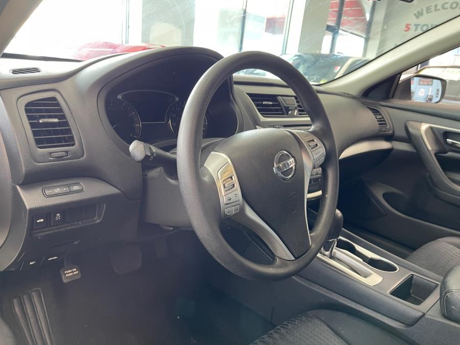 Used Nissan Altima 4dr Sdn I4 2.5 S 2016 | 5 Towns Drive. Inwood, New York Used Nissan Altima 4dr Sdn I4 2.5 S 2016 | 5 Towns Drive. Inwood, New York