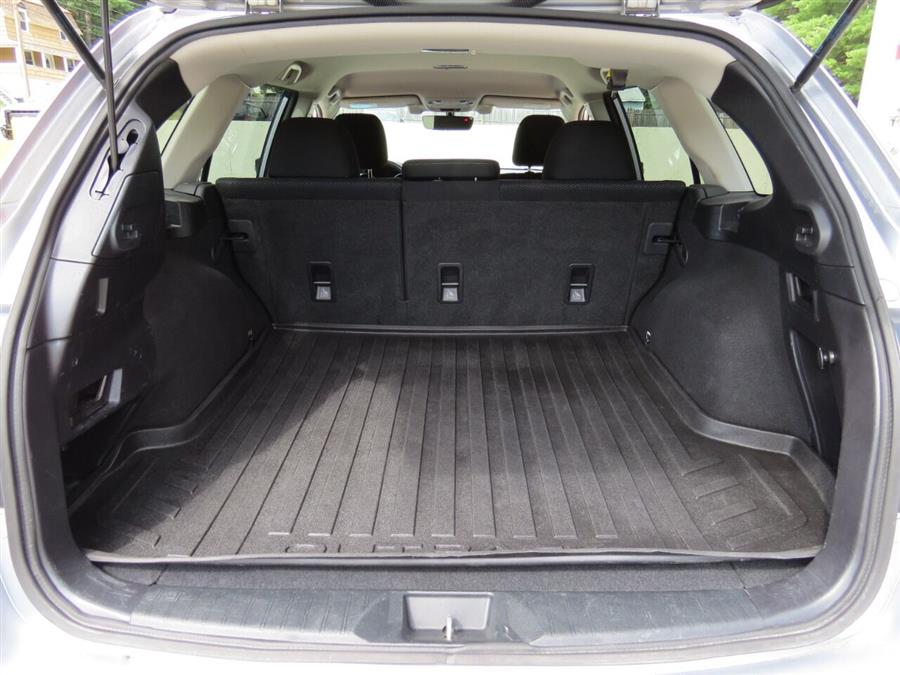 Used Subaru Outback 2.5i Premium AWD 4dr Wagon 2017 | Lake City Exports Inc. Auburn, Maine Used Subaru Outback 2.5i Premium AWD 4dr Wagon 2017 | Lake City Exports Inc. Auburn, Maine