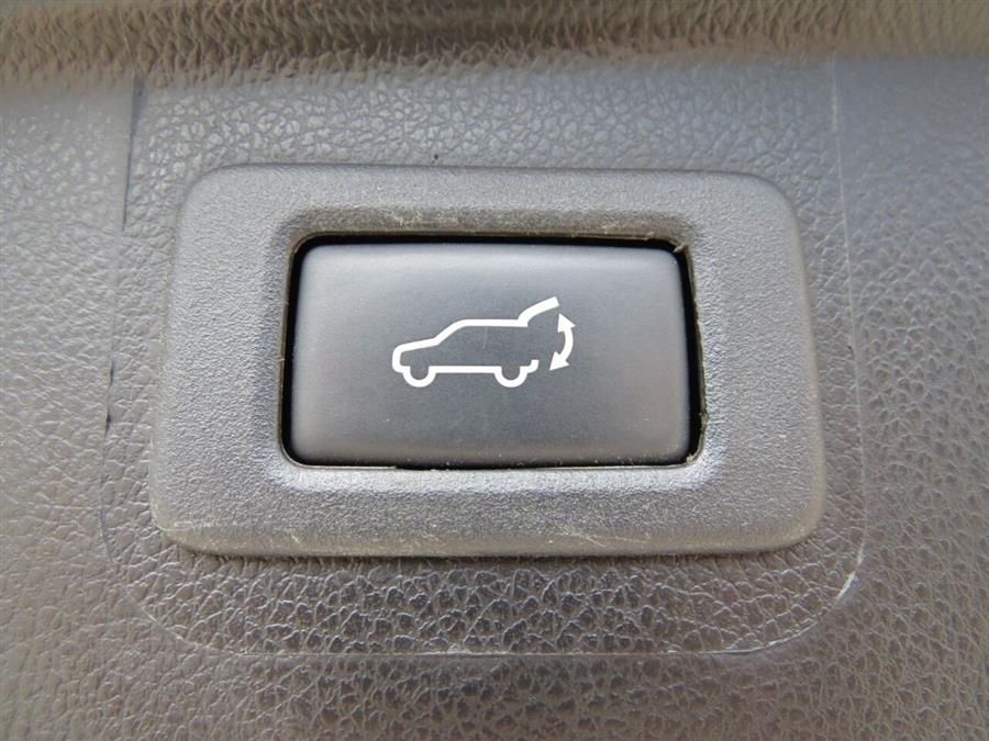 Used Subaru Outback 2.5i Premium AWD 4dr Wagon 2017 | Lake City Exports Inc. Auburn, Maine Used Subaru Outback 2.5i Premium AWD 4dr Wagon 2017 | Lake City Exports Inc. Auburn, Maine