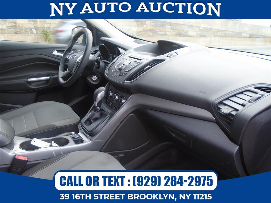 2016 Ford Escape 4WD 4dr SE, available for sale in Brooklyn, New York | NY Auto Auction. Brooklyn, New York 2016 Ford Escape 4WD 4dr SE, available for sale in Brooklyn, New York | NY Auto Auction. Brooklyn, New York