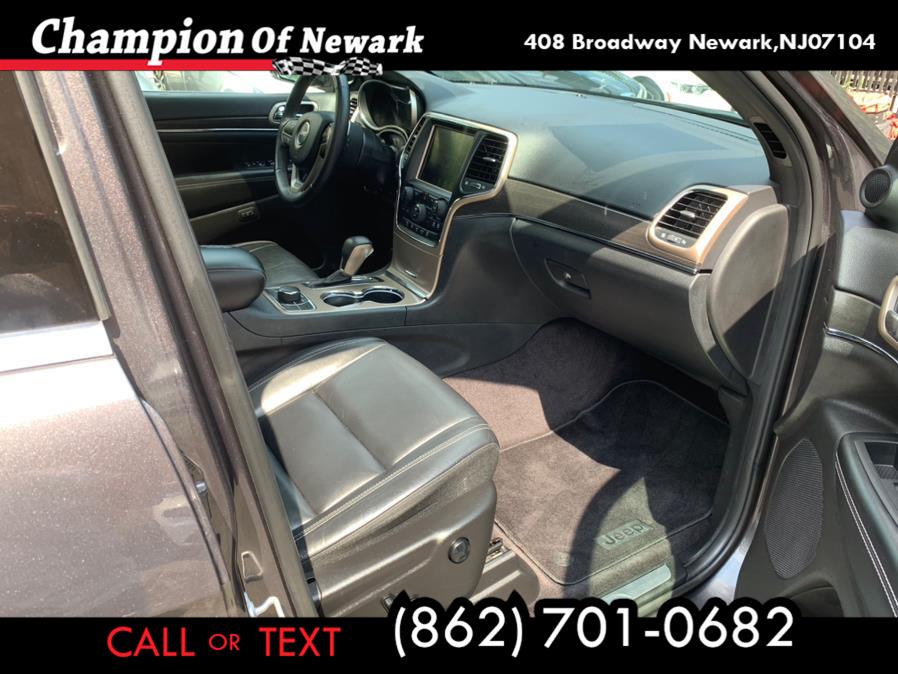 Used Jeep Grand Cherokee Limited 4x4 2017 | Champion Of Newark. Newark, New Jersey Used Jeep Grand Cherokee Limited 4x4 2017 | Champion Of Newark. Newark, New Jersey