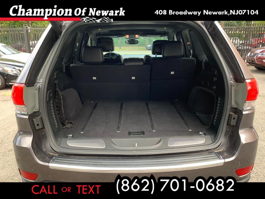Used Jeep Grand Cherokee Limited 4x4 2017 | Champion Of Newark. Newark, New Jersey Used Jeep Grand Cherokee Limited 4x4 2017 | Champion Of Newark. Newark, New Jersey