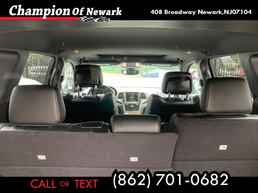 Used Jeep Grand Cherokee Limited 4x4 2017 | Champion Of Newark. Newark, New Jersey Used Jeep Grand Cherokee Limited 4x4 2017 | Champion Of Newark. Newark, New Jersey