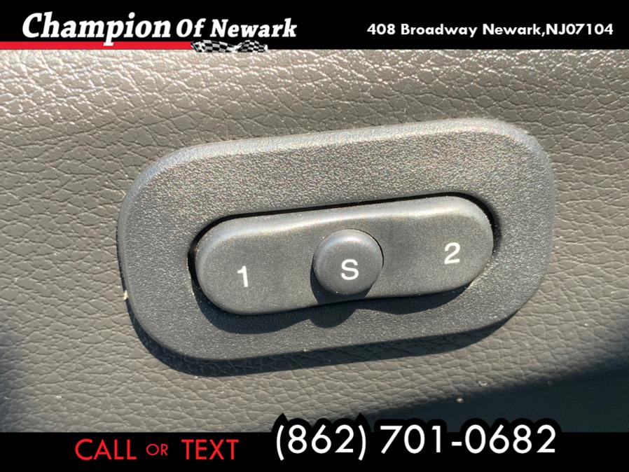 Used Jeep Grand Cherokee Limited 4x4 2017 | Champion Of Newark. Newark, New Jersey Used Jeep Grand Cherokee Limited 4x4 2017 | Champion Of Newark. Newark, New Jersey
