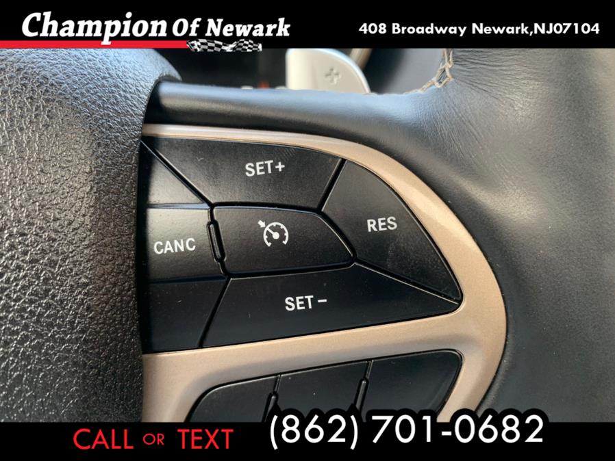 Used Jeep Grand Cherokee Limited 4x4 2017 | Champion Of Newark. Newark, New Jersey Used Jeep Grand Cherokee Limited 4x4 2017 | Champion Of Newark. Newark, New Jersey