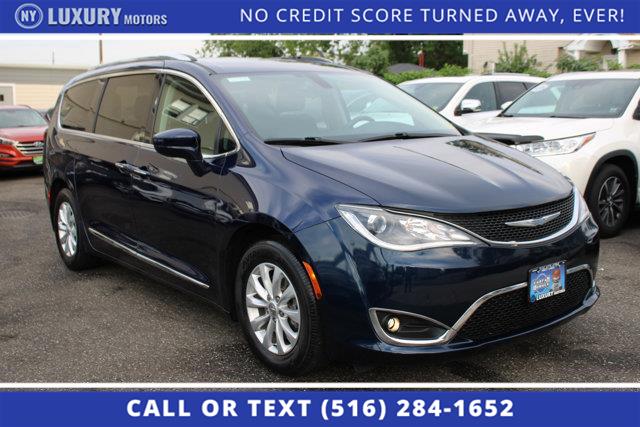 2018 Chrysler Pacifica Touring L, available for sale in Elmont, New York | NY Luxury Motors. Elmont, New York