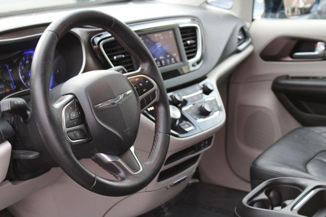 2018 Chrysler Pacifica Touring L, available for sale in Elmont, New York | NY Luxury Motors. Elmont, New York 2018 Chrysler Pacifica Touring L, available for sale in Elmont, New York | NY Luxury Motors. Elmont, New York