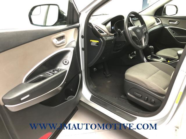 2017 Hyundai Santa Fe SE 3.3L Auto AWD, available for sale in Naugatuck, Connecticut | J&M Automotive Sls&Svc LLC. Naugatuck, Connecticut 2017 Hyundai Santa Fe SE 3.3L Auto AWD, available for sale in Naugatuck, Connecticut | J&M Automotive Sls&Svc LLC. Naugatuck, Connecticut