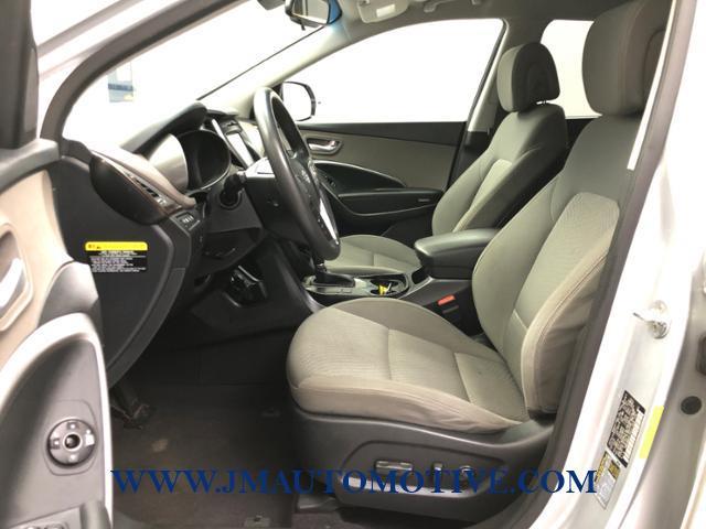 2017 Hyundai Santa Fe SE 3.3L Auto AWD, available for sale in Naugatuck, Connecticut | J&M Automotive Sls&Svc LLC. Naugatuck, Connecticut 2017 Hyundai Santa Fe SE 3.3L Auto AWD, available for sale in Naugatuck, Connecticut | J&M Automotive Sls&Svc LLC. Naugatuck, Connecticut