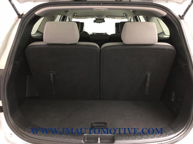 2017 Hyundai Santa Fe SE 3.3L Auto AWD, available for sale in Naugatuck, Connecticut | J&M Automotive Sls&Svc LLC. Naugatuck, Connecticut 2017 Hyundai Santa Fe SE 3.3L Auto AWD, available for sale in Naugatuck, Connecticut | J&M Automotive Sls&Svc LLC. Naugatuck, Connecticut