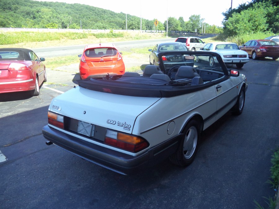 1993 Saab 900 2dr Convertible 900S Turbo, available for sale in Naugatuck, Connecticut | Riverside Motorcars, LLC. Naugatuck, Connecticut 1993 Saab 900 2dr Convertible 900S Turbo, available for sale in Naugatuck, Connecticut | Riverside Motorcars, LLC. Naugatuck, Connecticut