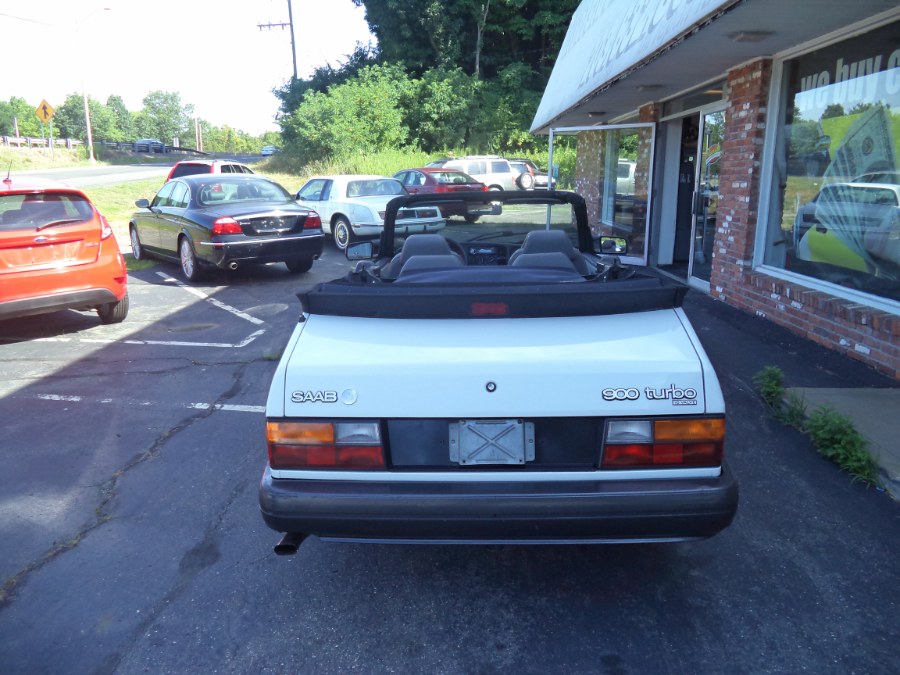 1993 Saab 900 2dr Convertible 900S Turbo, available for sale in Naugatuck, Connecticut | Riverside Motorcars, LLC. Naugatuck, Connecticut 1993 Saab 900 2dr Convertible 900S Turbo, available for sale in Naugatuck, Connecticut | Riverside Motorcars, LLC. Naugatuck, Connecticut