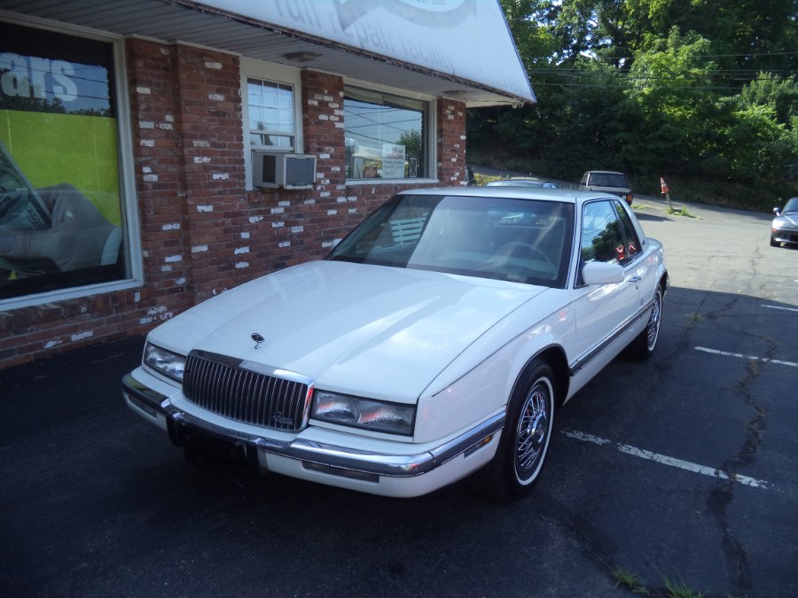 Used Buick Riviera 2dr Coupe 1990 | Riverside Motorcars, LLC. Naugatuck, Connecticut