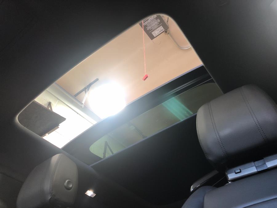 Used Land Rover Range Rover Evoque P250 SE 2020 | National Auto Brokers, Inc.. Waterbury, Connecticut Used Land Rover Range Rover Evoque P250 SE 2020 | National Auto Brokers, Inc.. Waterbury, Connecticut