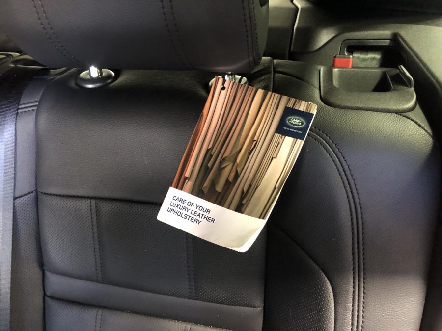 Used Land Rover Range Rover Evoque P250 SE 2020 | National Auto Brokers, Inc.. Waterbury, Connecticut Used Land Rover Range Rover Evoque P250 SE 2020 | National Auto Brokers, Inc.. Waterbury, Connecticut