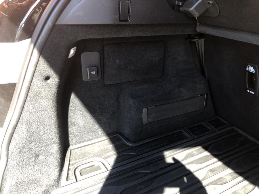 Used Land Rover Range Rover Evoque P250 SE 2020 | National Auto Brokers, Inc.. Waterbury, Connecticut Used Land Rover Range Rover Evoque P250 SE 2020 | National Auto Brokers, Inc.. Waterbury, Connecticut