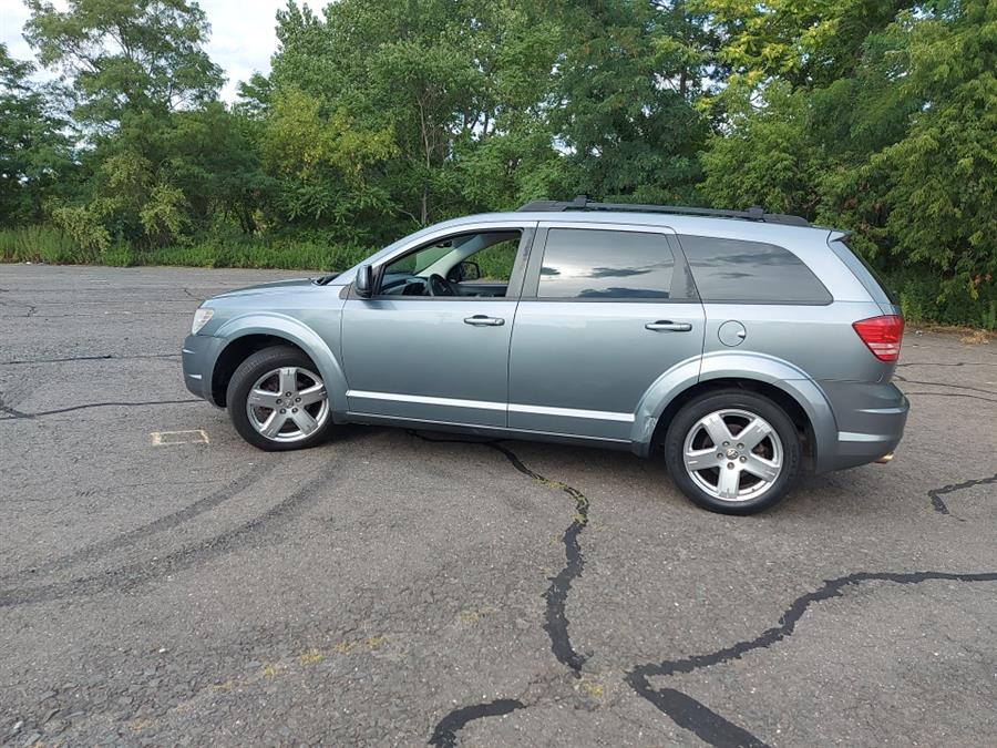 2009 Dodge Journey AWD 4dr SXT, available for sale in West Hartford, Connecticut | Chadrad Motors llc. West Hartford, Connecticut 2009 Dodge Journey AWD 4dr SXT, available for sale in West Hartford, Connecticut | Chadrad Motors llc. West Hartford, Connecticut