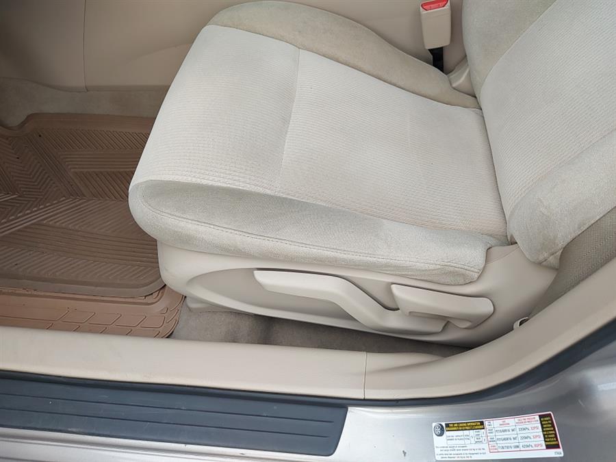 2013 Nissan Altima 4dr Sdn I4 2.5 S, available for sale in West Hartford, Connecticut | Chadrad Motors llc. West Hartford, Connecticut 2013 Nissan Altima 4dr Sdn I4 2.5 S, available for sale in West Hartford, Connecticut | Chadrad Motors llc. West Hartford, Connecticut